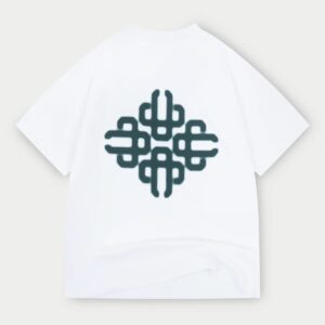 BLURRED GRAPHIC EMBLEM T-SHIRTS