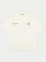 BLURRED GRAPHIC EMBLEM WHITE T-SHIRT